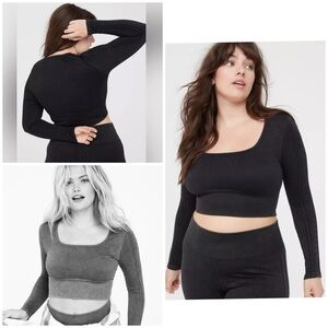 NWOT Aerie Offline Cable Long Sleeve top in Black